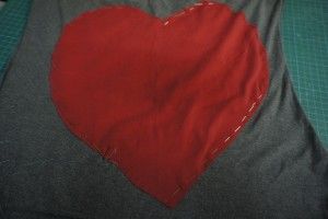 Corazón de tela para camista romántica